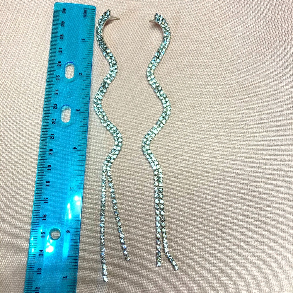 Luxury Rhinestone Long Earrings - Picture 5 of 5